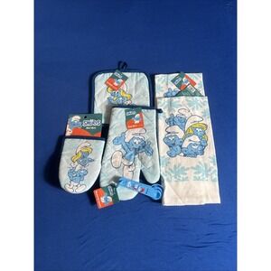 The Smurfs 6 Pc Kitchen Set 2 Towels,Oven& Mini Mitt,Pot Holder,Measuring Spoons